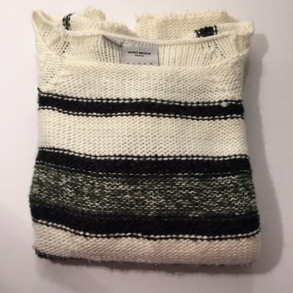 Vero Moda Striped Knit Sweater Size Med - Picture 2 of 8